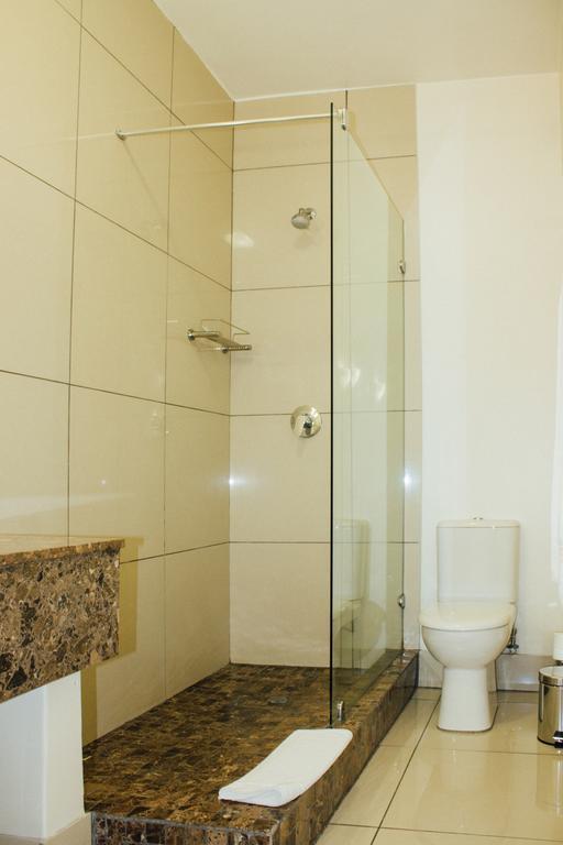 Ascot Boutique Hotel Йоханнесбург Экстерьер фото